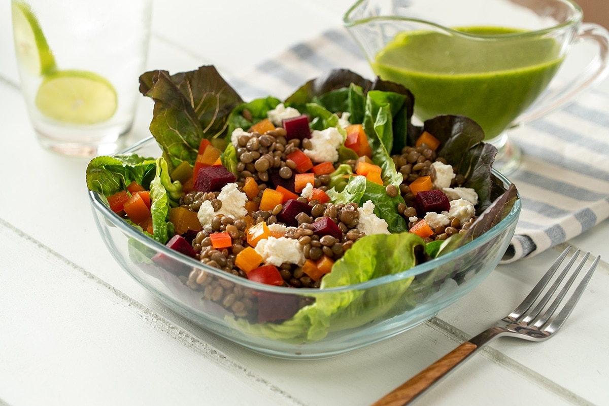 Ensalada cremosa de surimi con coditos | 2023